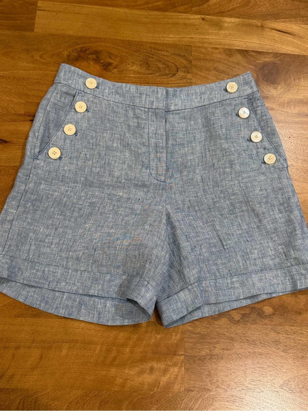 Women's 100% Linen Button Sailor Shorts in Blue Size 2 *EUC*